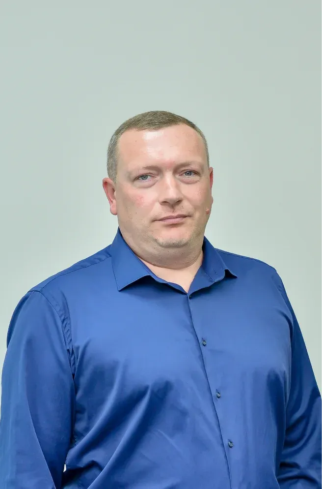 Виталий Разиев